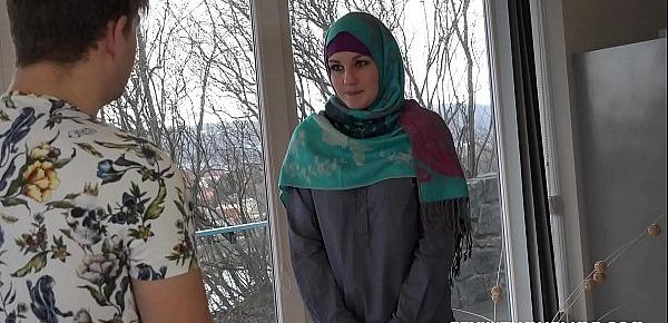  A lost Muslim bitch